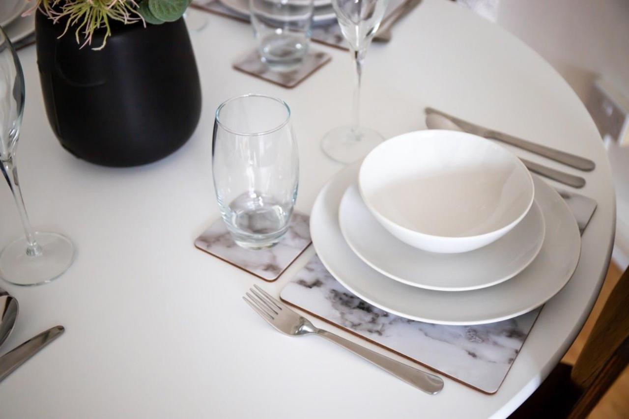 Guestready - Homely Leeds City Apartment Sleep 4 Meanwood エクステリア 写真