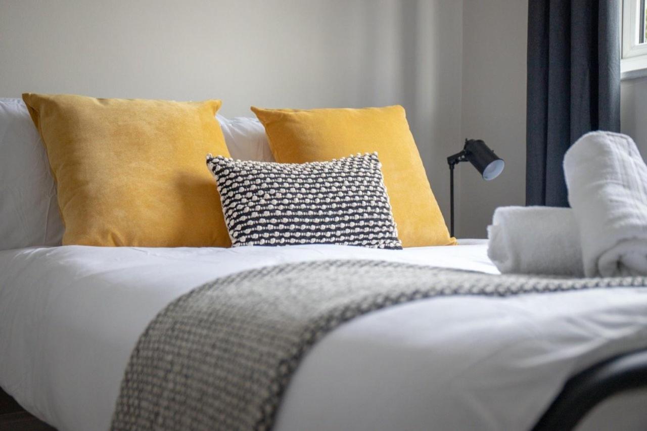 Guestready - Homely Leeds City Apartment Sleep 4 Meanwood エクステリア 写真