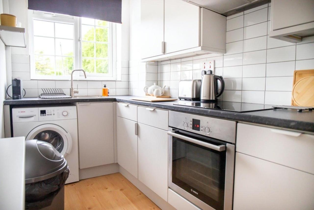 Guestready - Homely Leeds City Apartment Sleep 4 Meanwood エクステリア 写真